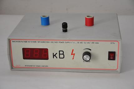 Регулируемый высоковольтный источник питания схема